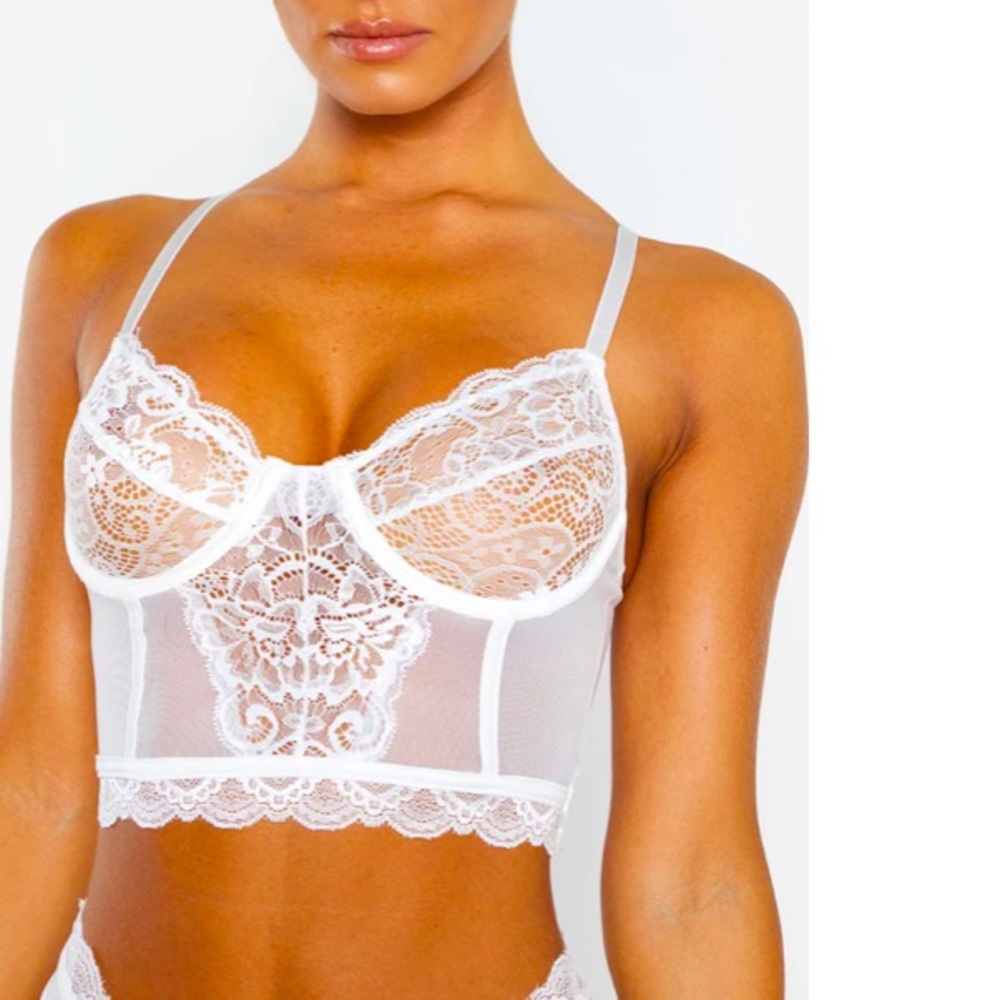 White Lace Underwired Longline Bra